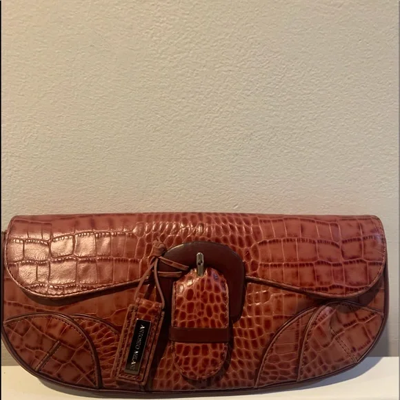 Stunning red Antonio Melani clutch purse